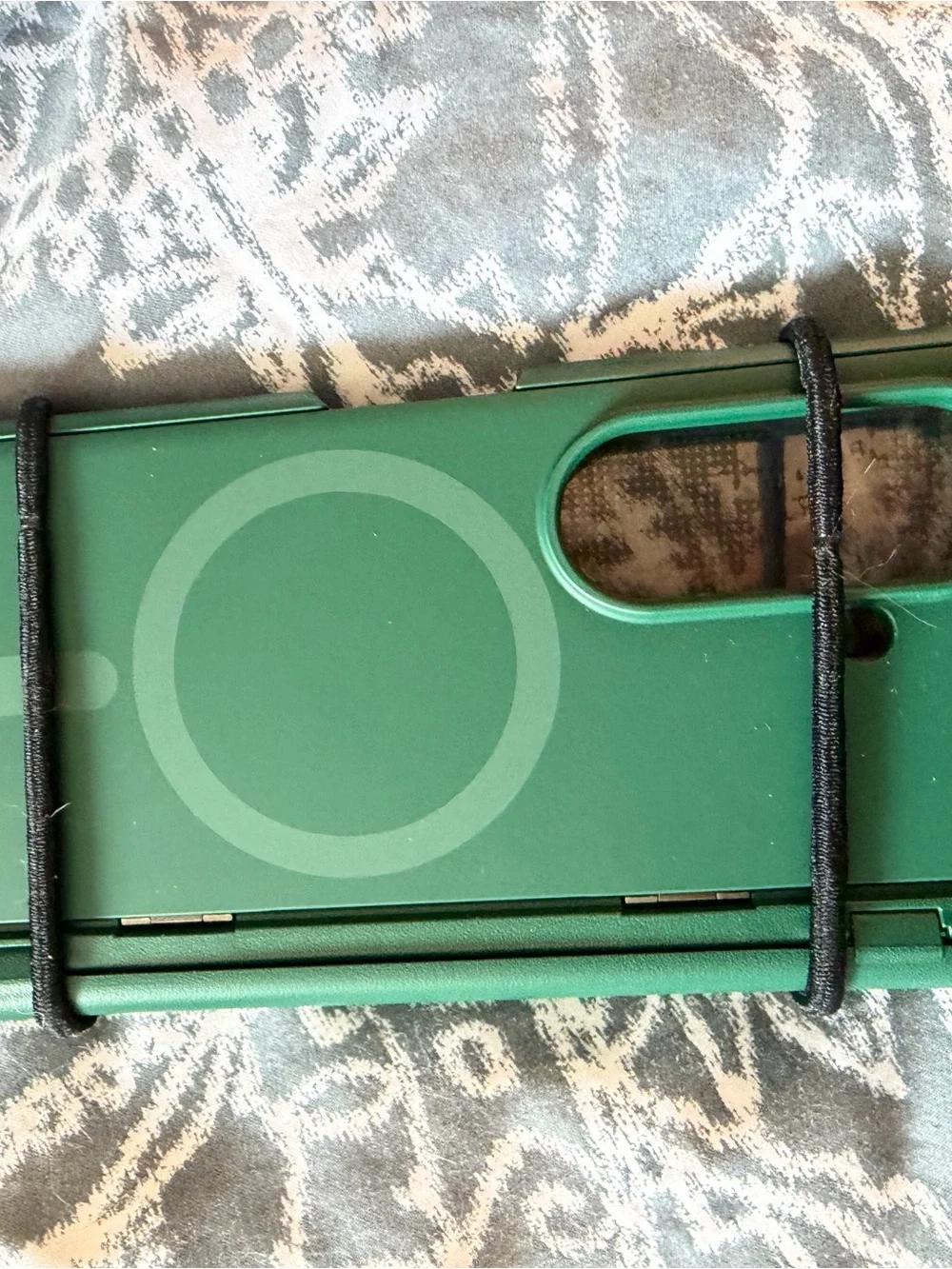 Green Magnetic Wireless Charging Phone Case - Picture 1 of 2